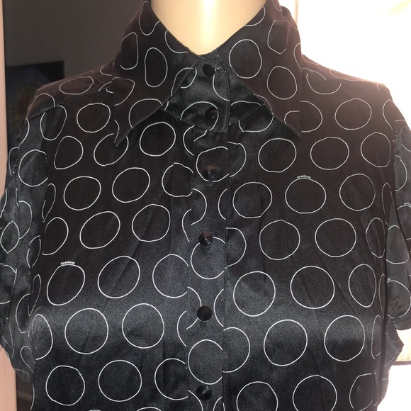 Bebe button down blouse - Picture 3 of 13